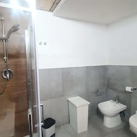 Adriatica Hottube And Sauna