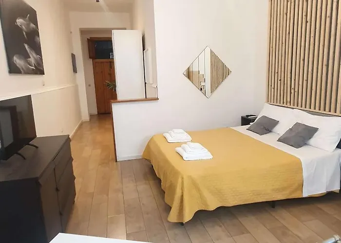 Adriatica Hottube And Sauna Couette-café