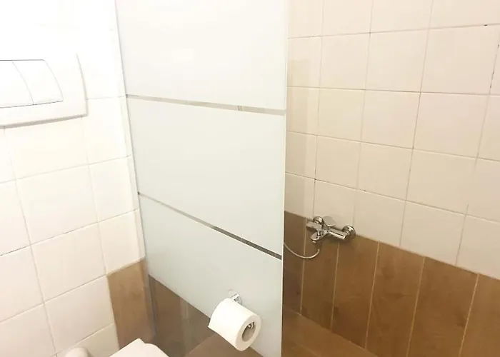 Adriatica Hottube And Sauna Bari