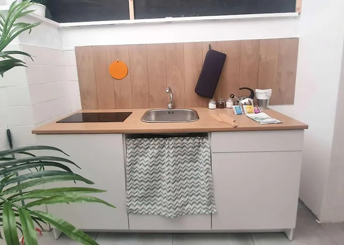 Adriatica Hottube And Sauna Couette-café Bari