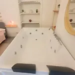 Bed & Breakfast Adriatica Hottube And Sauna 3*